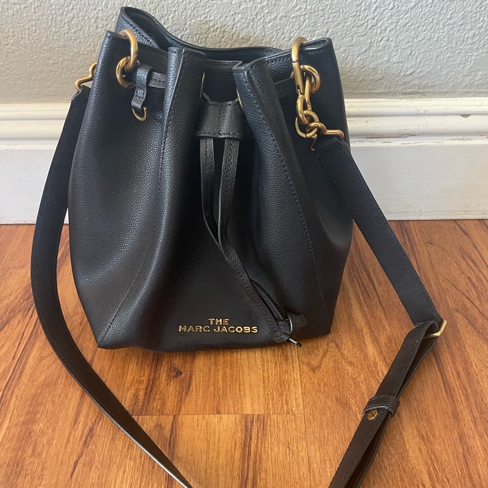 Marc jacobs bucket bag